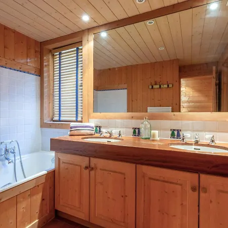 Duplex De Standing Au Pied Des Pistes Avec Cheminee, Terrasse Et Garage - Modane - Fr-1-694-329 Apartment